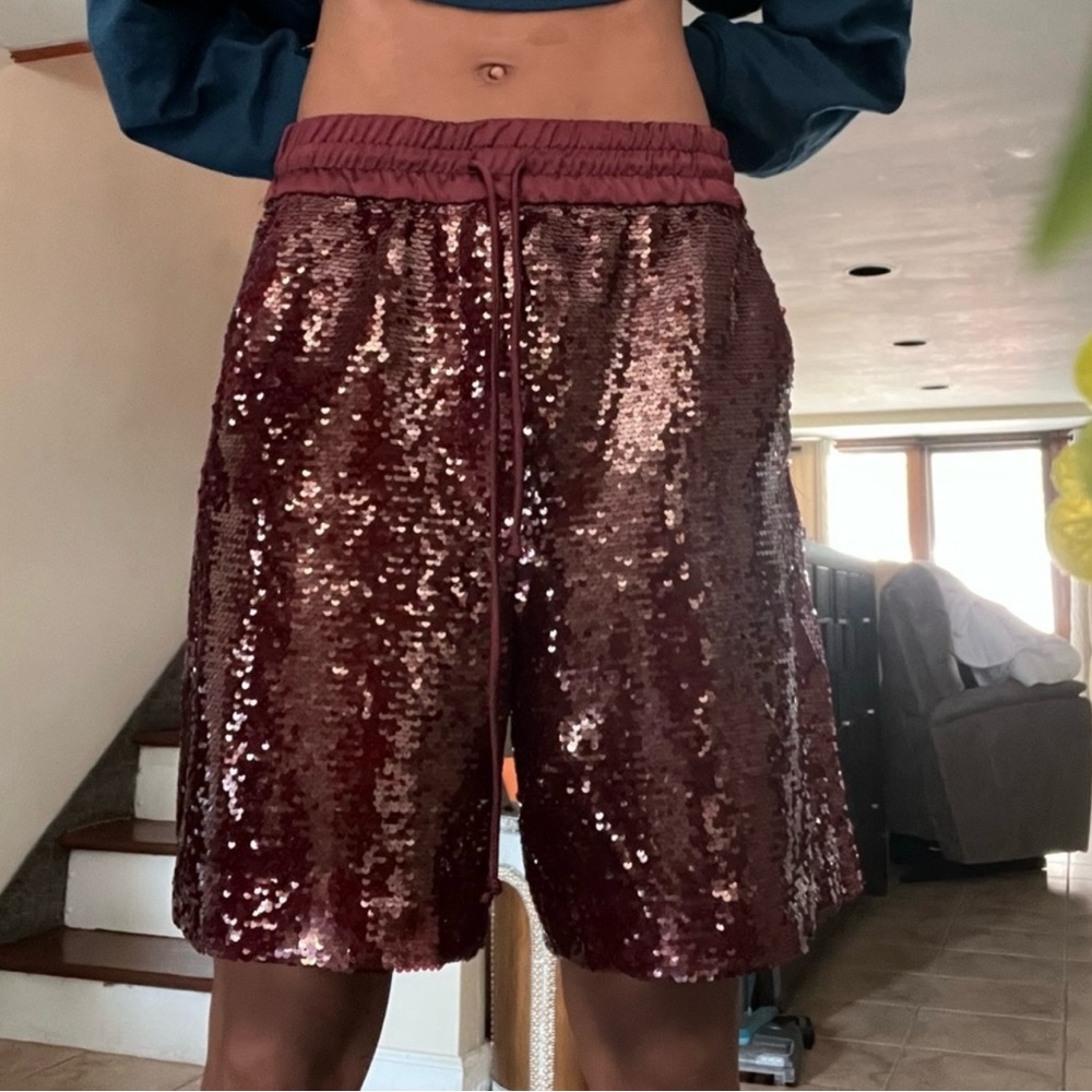NEW Zara $89 Sequin High Waist Burgundy Shorts 7982/934 Medium